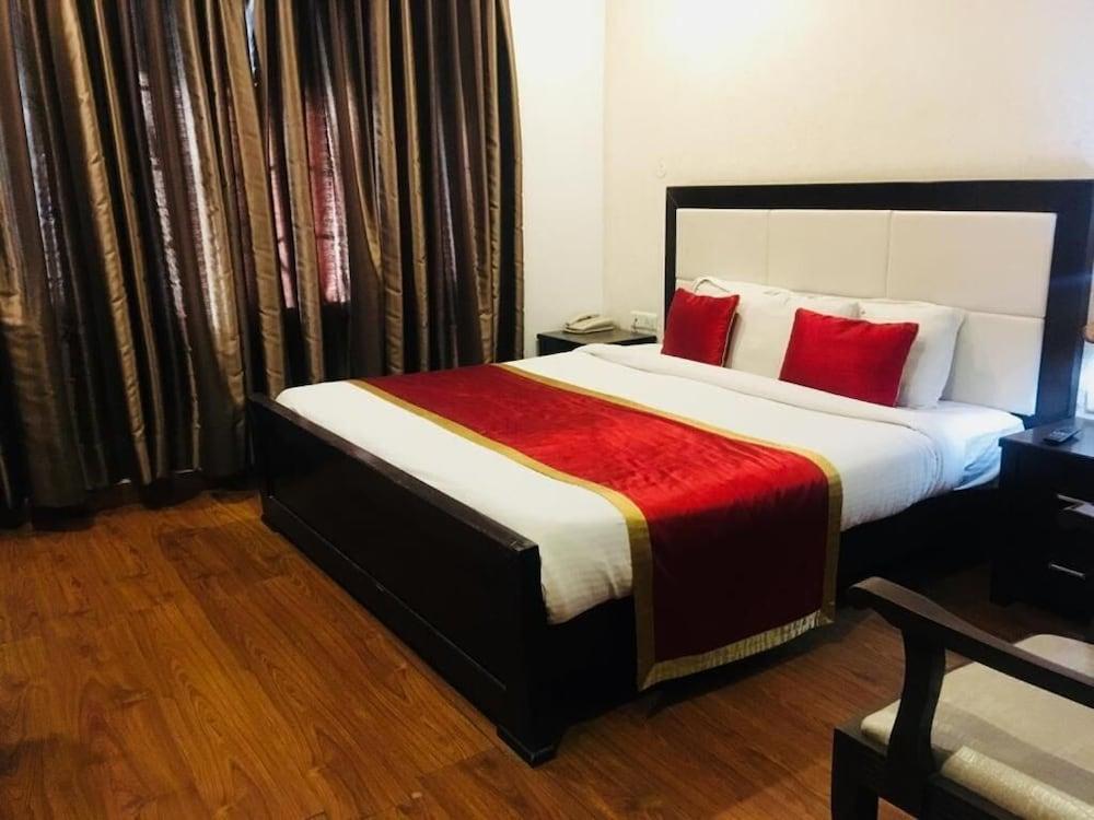 Ashiana Clarks Inn Shimla Luaran gambar